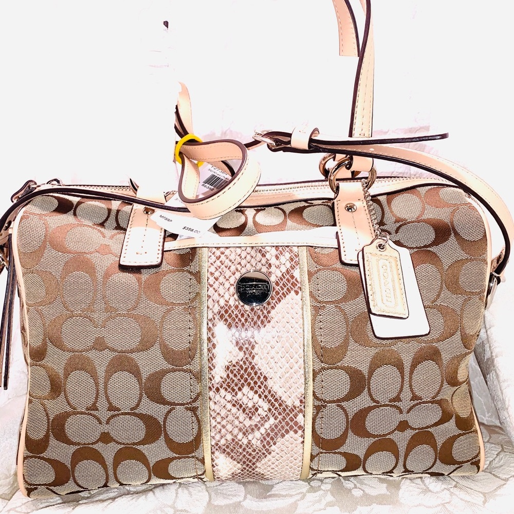 ❤️SALE ❤️ NEW Coach Bag,